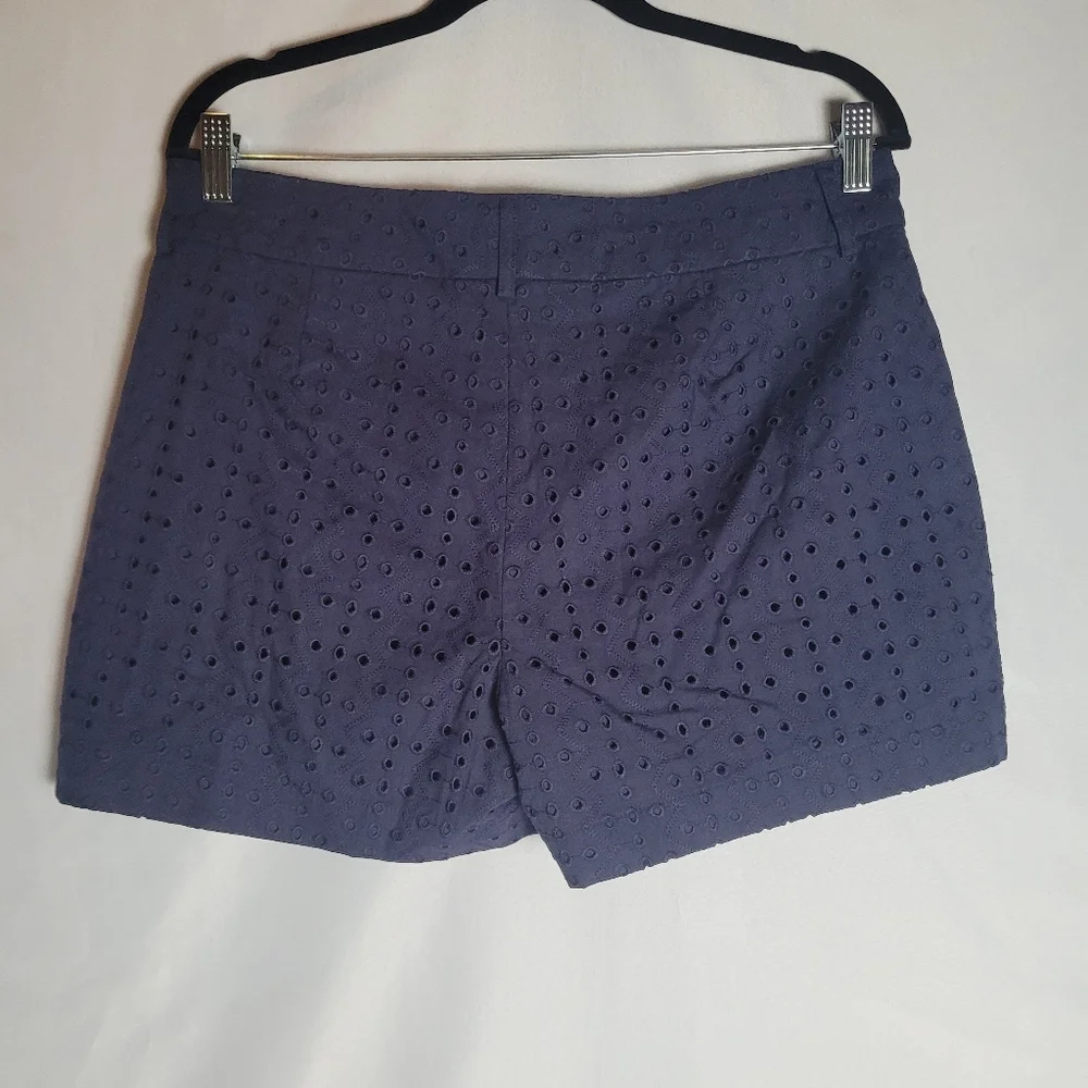 Banana Republic Navy Eyelet Cotton Hampton Chino Shorts Size 10 4
